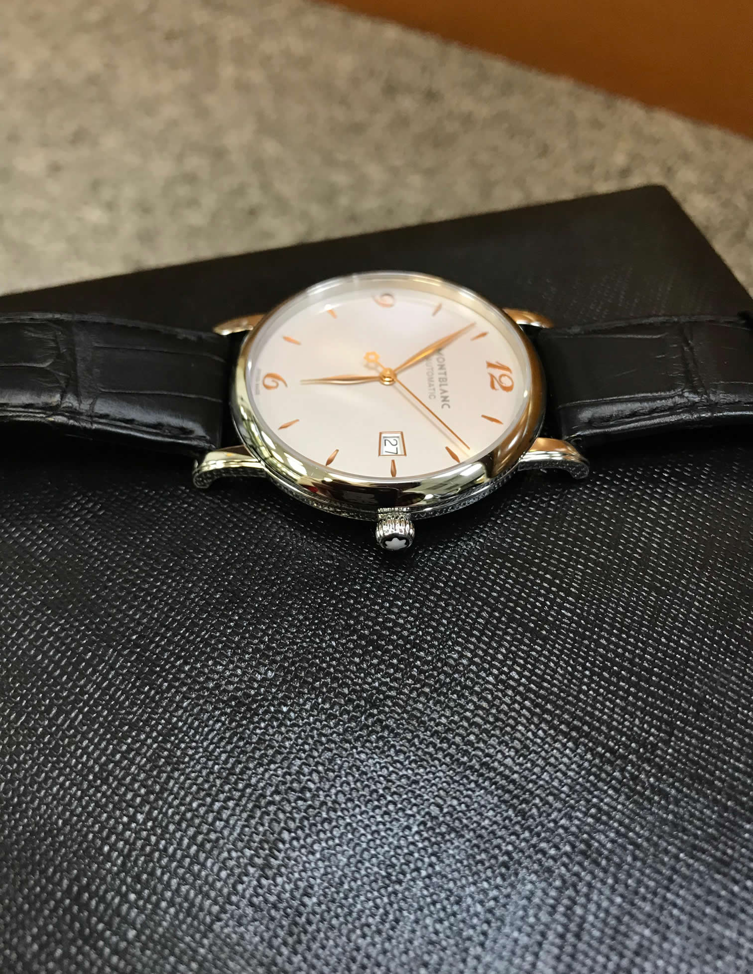 廣州站西手錶的價格由不同型號而定是多少