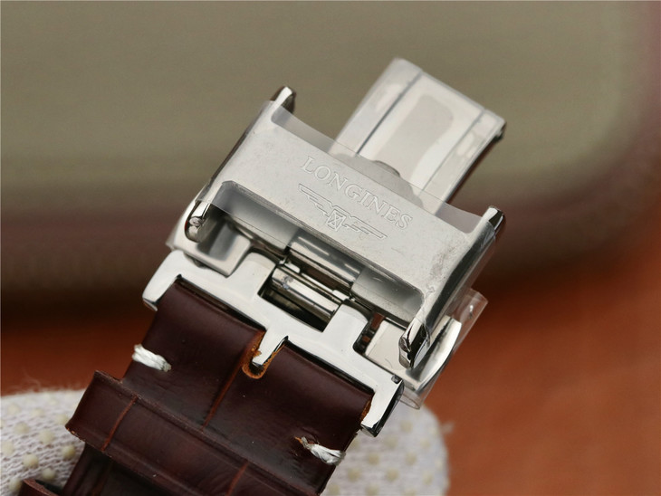 GS浪琴名匠月相L2.773.4.78.3腕錶 採用上海7751機芯改原裝L.687型機芯 皮錶帶￥6780元-高仿浪琴