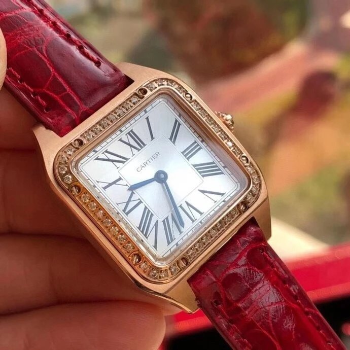 卡地亞頂級復刻山度士繫列WJSA0016玫瑰金皮帶石英女錶 鑲鉆￥4650元-高仿卡地亞
