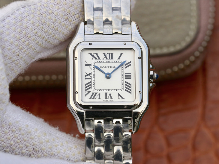 卡地亞Panthère de Cartier獵豹腕錶所秉承的美學風格  瑞士石英 精鋼錶帶 女士腕錶￥3580