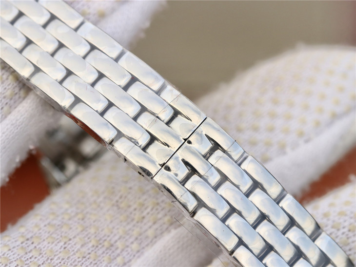 卡地亞Panthère de Cartier獵豹腕錶所秉承的美學風格  瑞士石英 精鋼錶帶 女士腕錶￥3580-高仿卡地亞