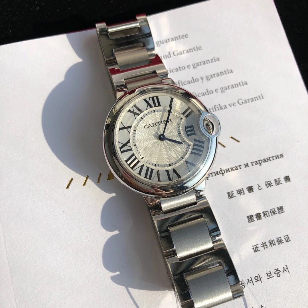 一比一復刻卡地亞藍氣球繫列W69011Z4石英女錶 藍鋼針￥3380-高仿卡地亞