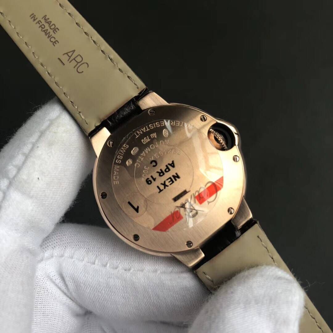 復刻卡地亞藍氣球W6900456玫瑰金女士機械手錶（33mm）￥3380-高仿卡地亞
