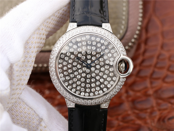 卡地亞藍氣球“舞動”高級珠寶腕錶 石英黑面36mm男女可戴 滿天星鑲鉆￥3880