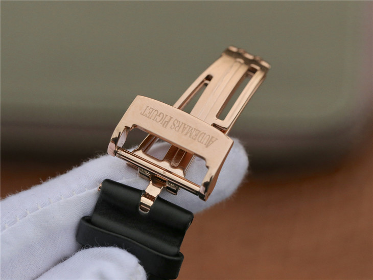 愛彼仟禧繫列77303BC款女士腕錶華麗上線 皮帶錶 自動機械機芯￥3690-高仿愛彼