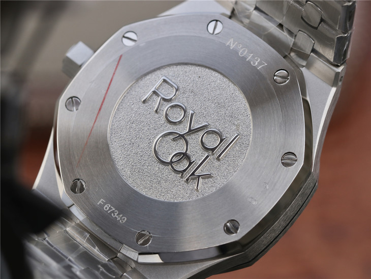 愛彼皇家橡樹26120自動機械復雜功能男士手錶 市場新款￥4680-高仿愛彼