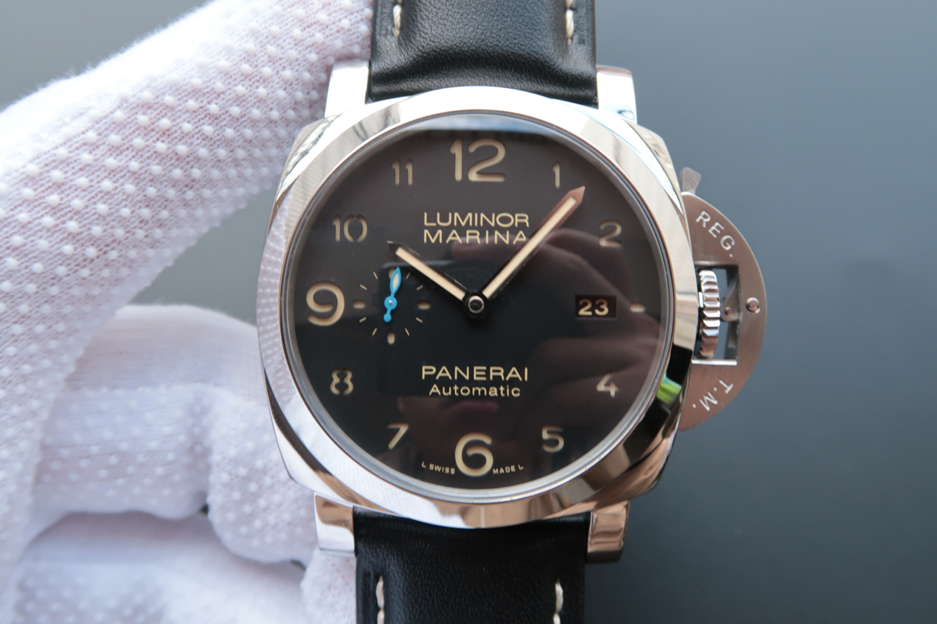 沛納海PAM01359 皮帶錶 機芯採用最新P.9010自動上鏈機芯 男士腕錶￥3980
