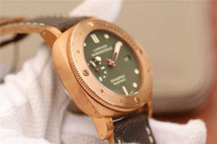 沛納海V2升級版pam00382/PAM382青銅戰士 克隆了原裝全自動p.9000機械機芯￥3980-高仿沛納海