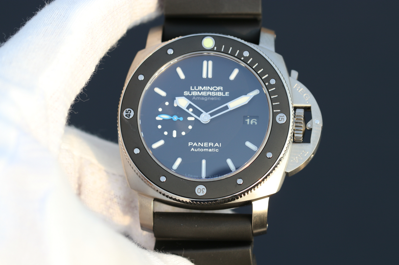 沛納海PAM01389-完美沛又添新款 矽膠錶帶 復刻P9000機芯 男士腕錶￥3980