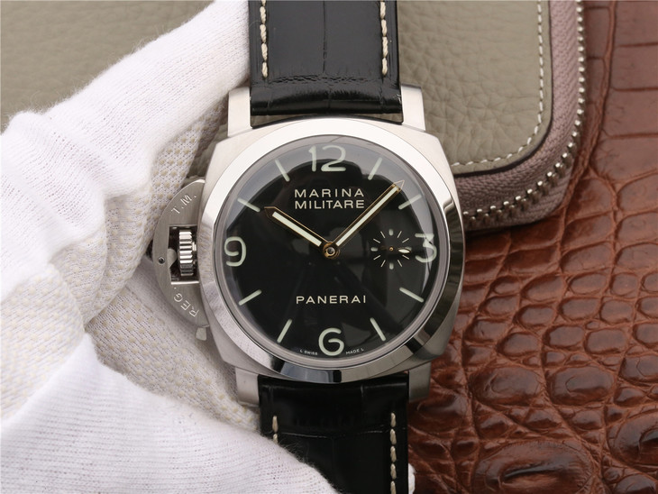沛納海217 皮帶錶 手動機械機芯 男士腕錶一比一復刻￥3980