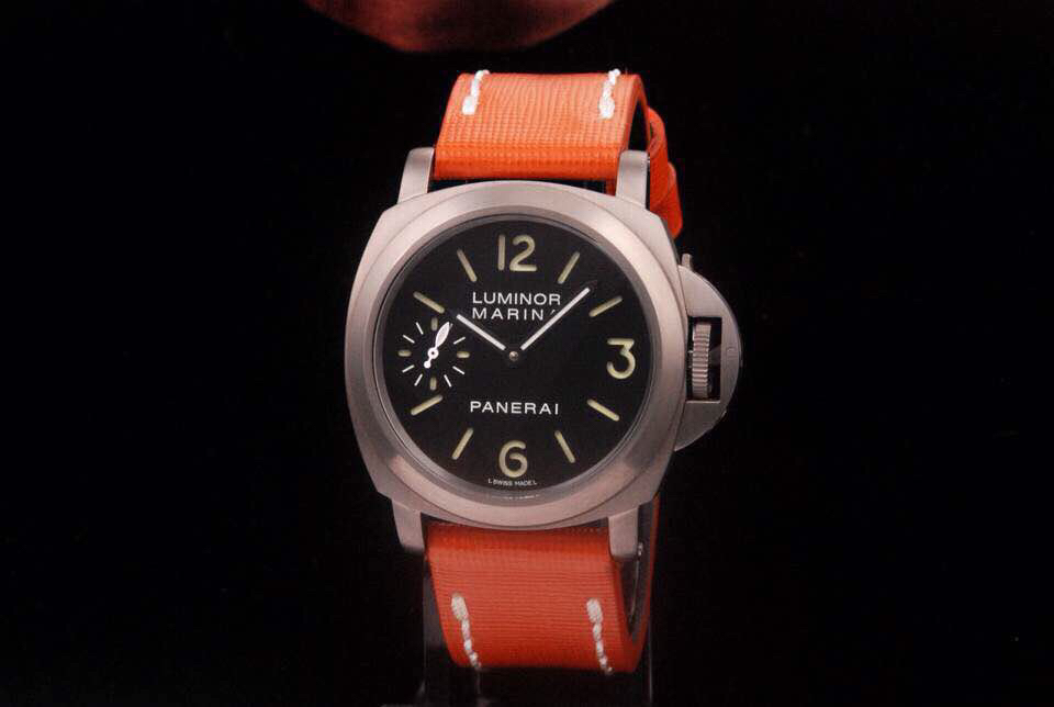 沛納海Luminor Marina繫列PAM177腕錶 6497手動機械機芯 牛皮錶帶￥3980-高仿沛納海