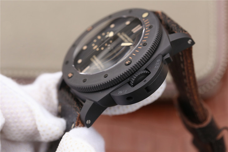 沛納海限量珍藏款繫列V2版PAM00508專業潛水自動陶瓷腕錶外觀色調如深海一般漆黑 男士機械錶￥3980-高仿沛納海