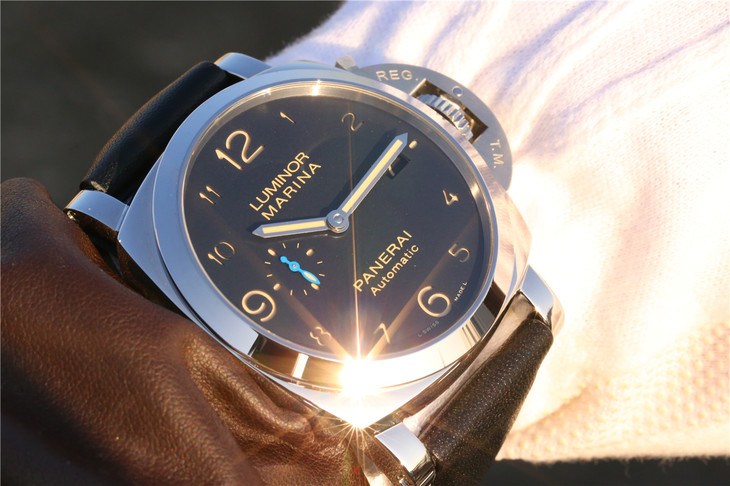 沛納海Pam1359 44MM全新升級 V2版 皮帶錶 與原裝機芯P9010完全一致 男士腕錶￥3980-高仿沛納海