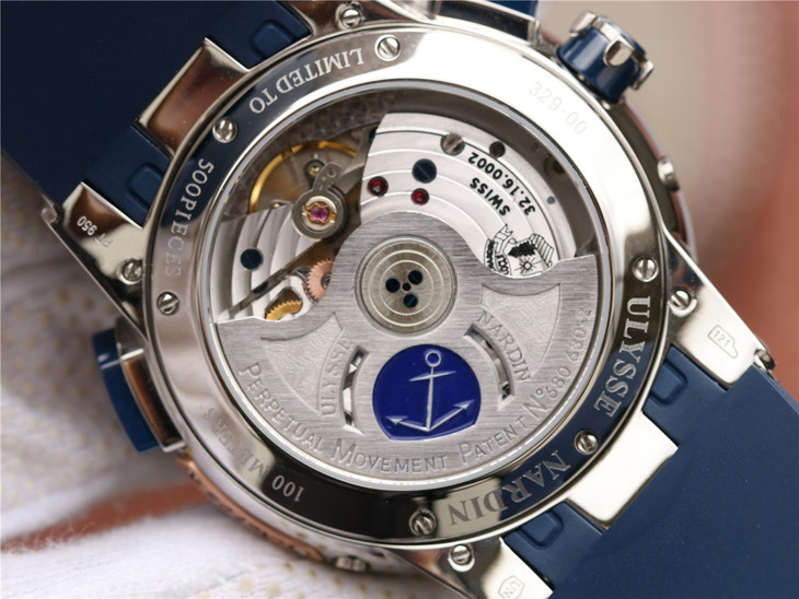 守護雅典娜1.0復刻版攻略 TWA廠雅典航海世家 El Toro/Black Toro萬年歴腕錶￥3980-高仿雅典
